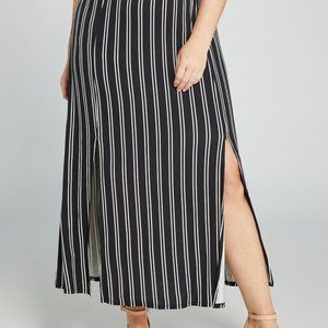 NWT - Lane Bryant - Blk/Wht Double Slit Skirt